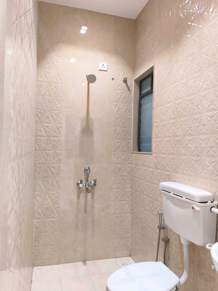 Bathroom, khopoli 2 Bedroom 980 Sq.Ft. Apartment In Khopoli Navi Mumbai 8760129