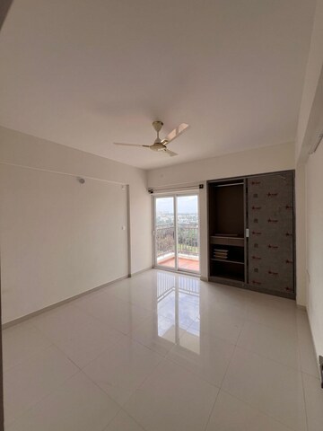 Room in 2 BHK Apartment at Brigade Buena Vista, Budigere – for Rent