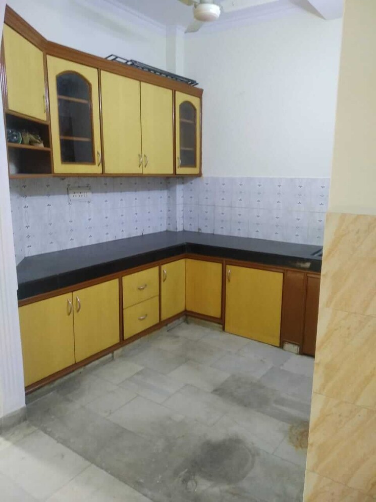 Kitchen, lajpat nagar 4 2 Bedroom 1000 Sq.Ft. Builder Floor In Lajpat Nagar 4 Delhi 8760165