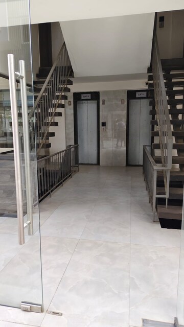 Building Lobby in 3.5 BHK Builder Floor at M3M Soulitude, Sector 89 – for Sale