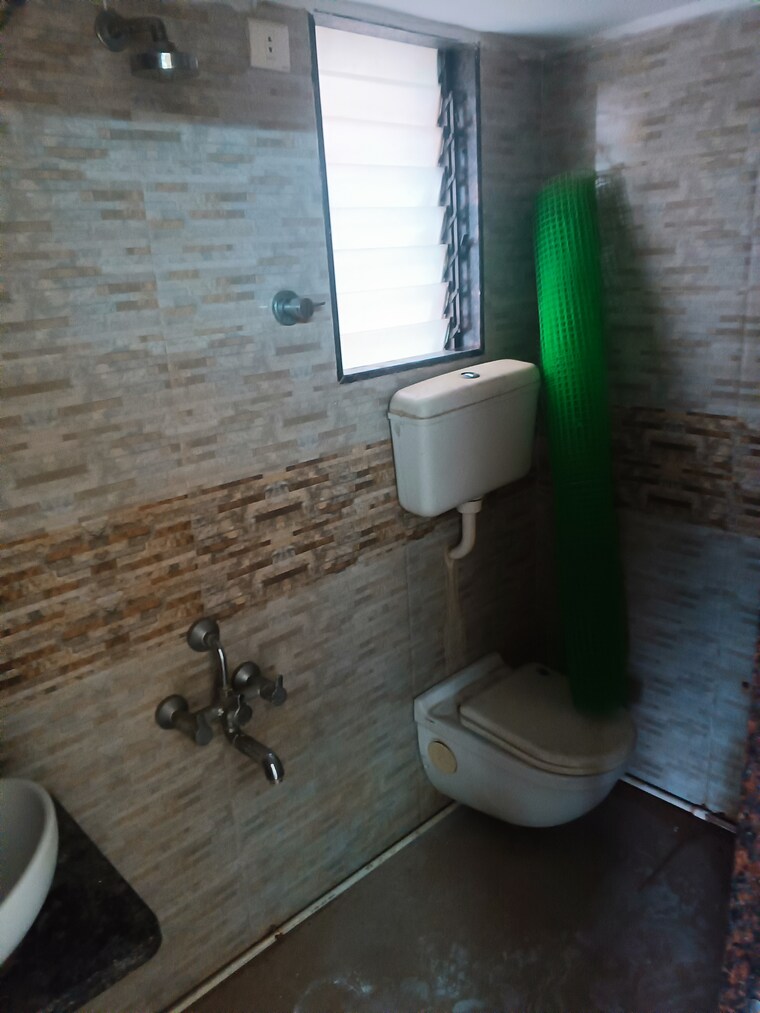 Bathroom, veena-dynasty 2 Bedroom 945 Sq.Ft. Apartment In Vasai East Palghar 8760230