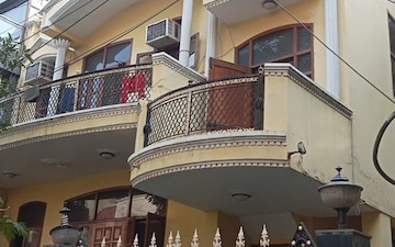 6 BHK Independent House For Sale in Sector 50