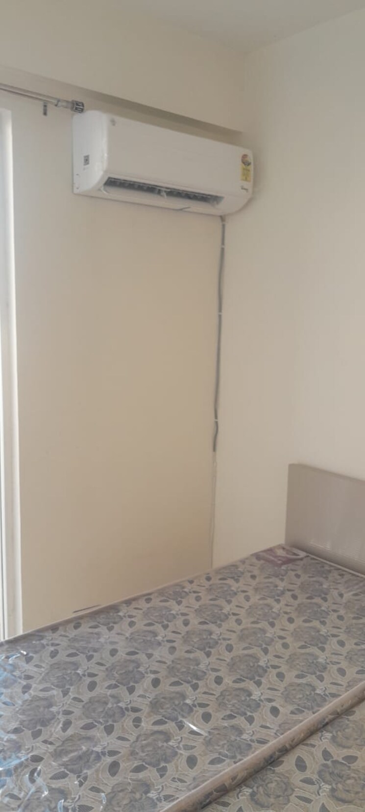 Room, signature-global-park-4-and-5 2.5 Bedroom 1081 Sq.Ft. Builder Floor In Sohna Sector 36 Gurgaon 8760247