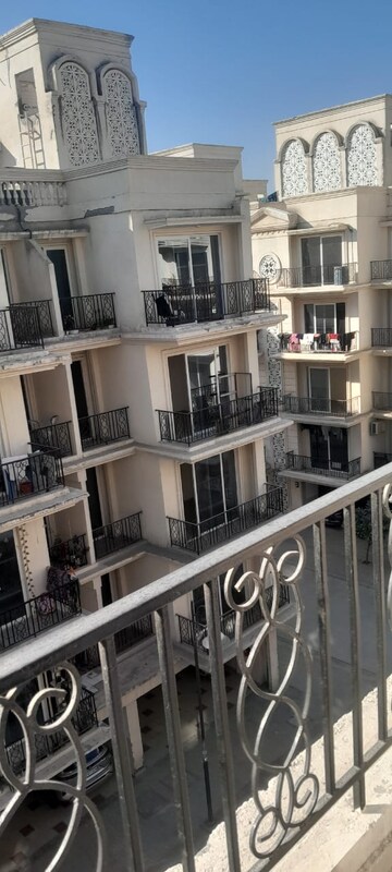 Balcony in 2.5 BHK Builder Floor at Signature Global Park 4 and 5, Sohna Sector 36 – for Rent