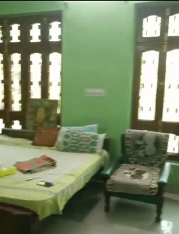1 BHK Villa For Rent in Aliganj