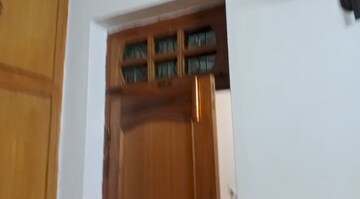 Furnished Amenities in 1 BHK Villa at Aliganj – for Rent