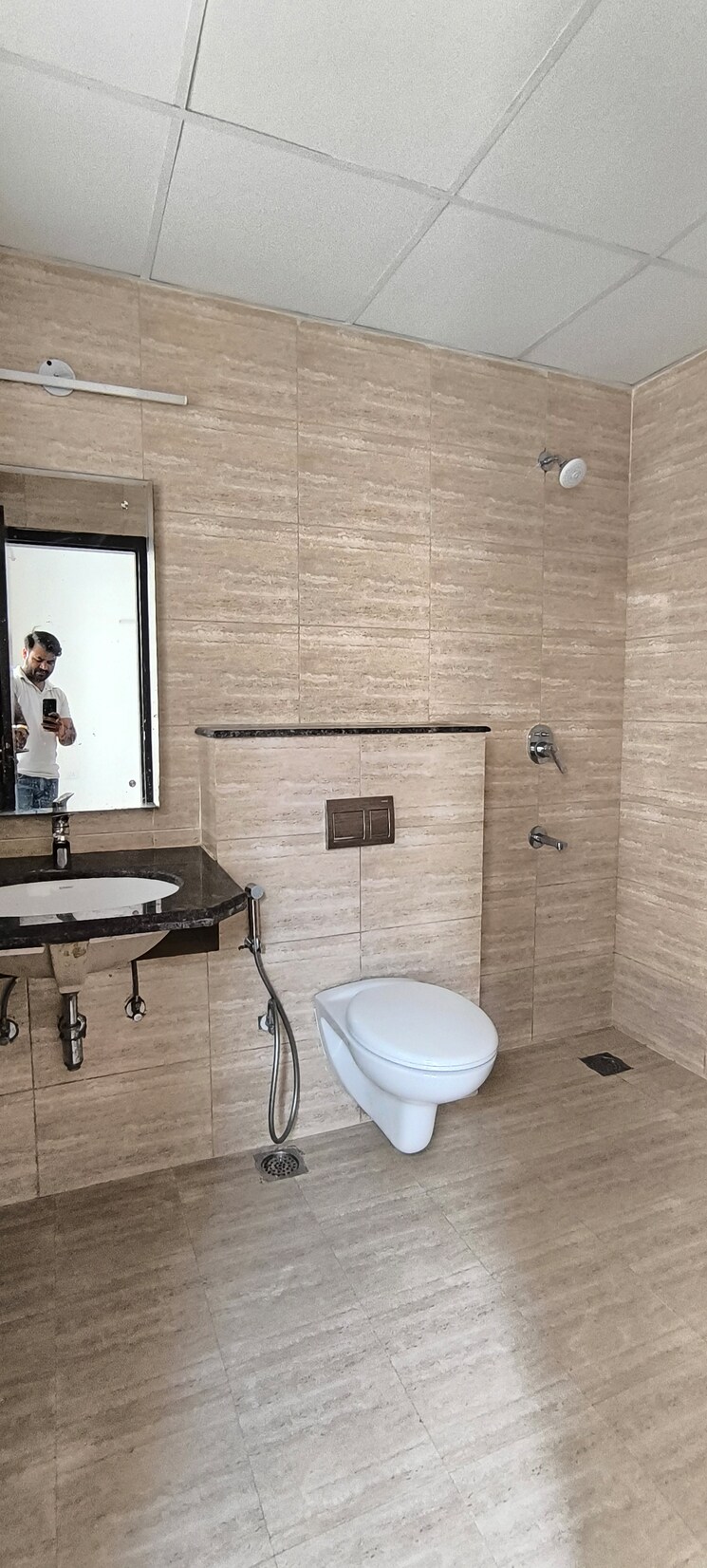 Bathroom, bptp-amstoria 3 Bedroom 2229 Sq.Ft. Builder Floor In Sector 102 Gurgaon 8760297