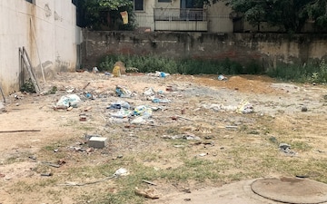 Plot For Sale in Sector 9