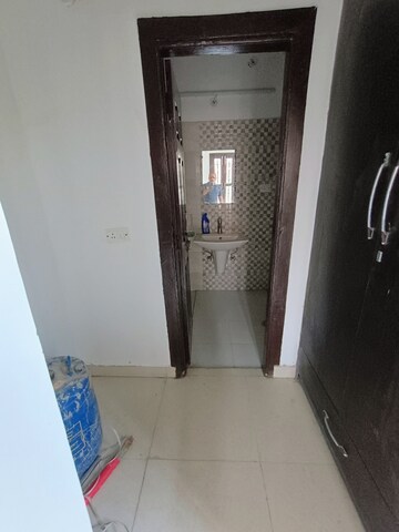 Furnished Amenities in 3 BHK Villa at Amrapali Leisure Valley, Tech Zone 4 Greater Noida – for Rent
