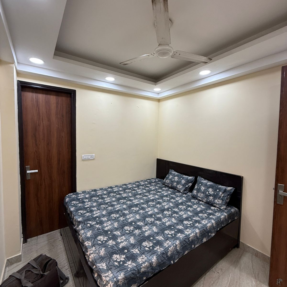 2 BHK Builder Floor For Rent in Chhattapur 