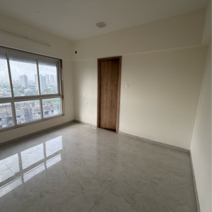 Room in 2 BHK Apartment at Kandivali East – for Sale