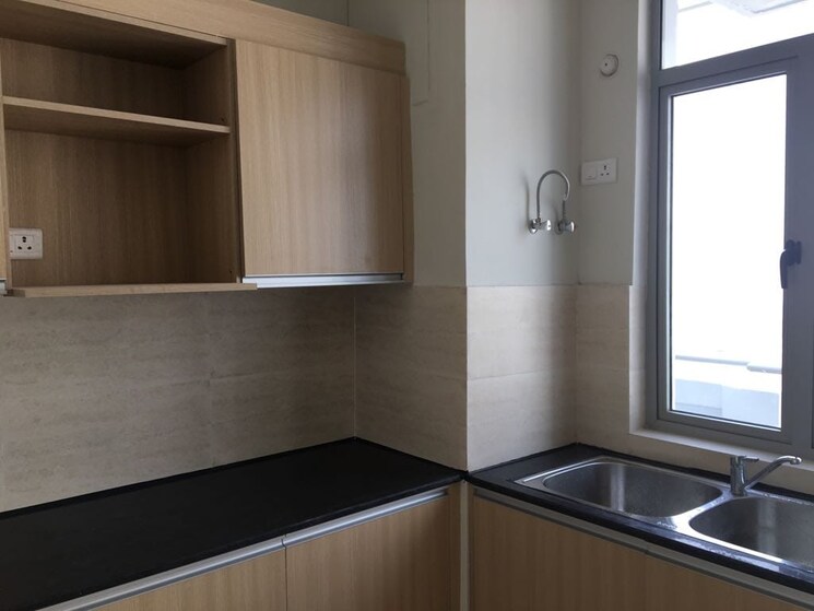 Kitchen, vatika-lifestyle-homes 3 Bedroom 1802 Sq.Ft. Apartment In Sector 83 Gurgaon 8760369