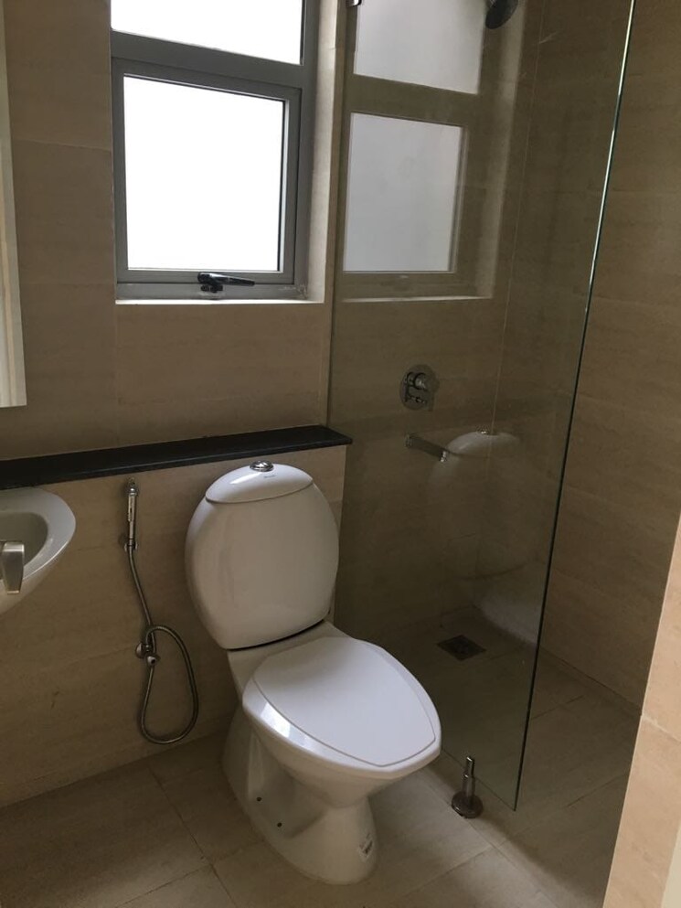 Bathroom, vatika-lifestyle-homes 3 Bedroom 1802 Sq.Ft. Apartment In Sector 83 Gurgaon 8760369