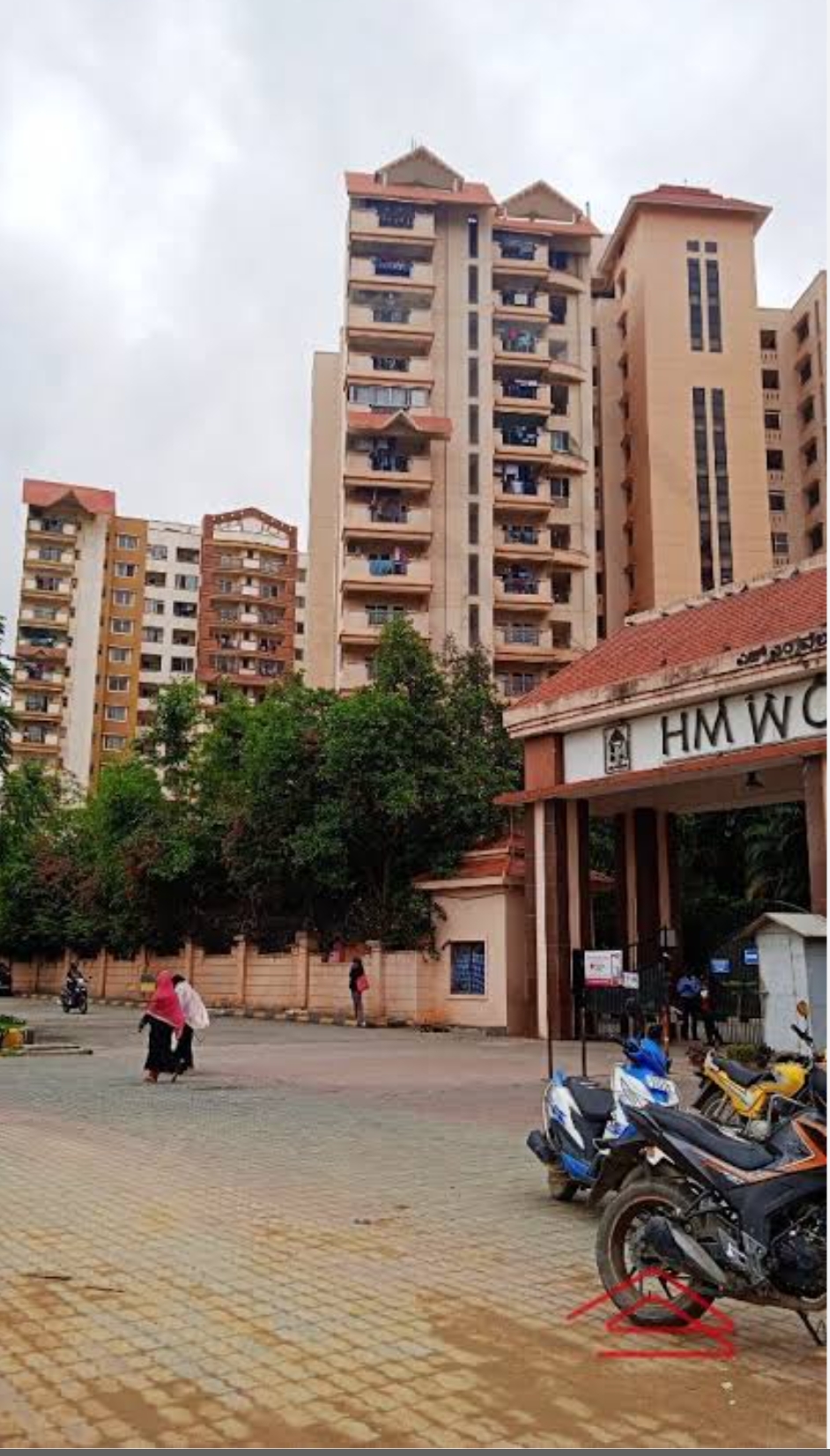 3 BHK + Pooja Room Apartment For Sale in HM World City