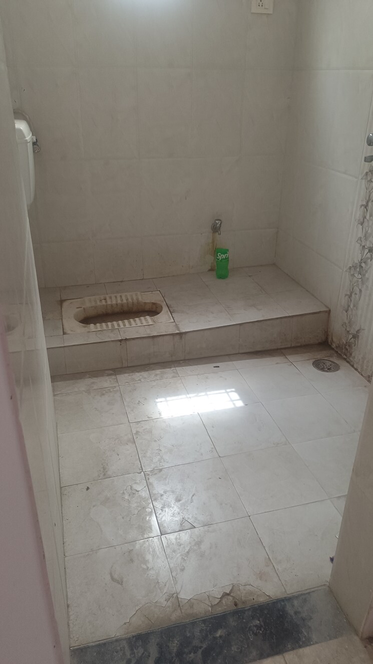Bathroom, kalyan-apartment 3 Bedroom 1800 Sq.Ft. Apartment In Indira Nagar Lucknow 8760423