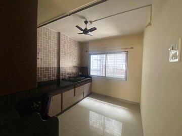 Kitchen in 3 BHK Apartment at Pinnacle Kalpataru, Erandwane – for Rent