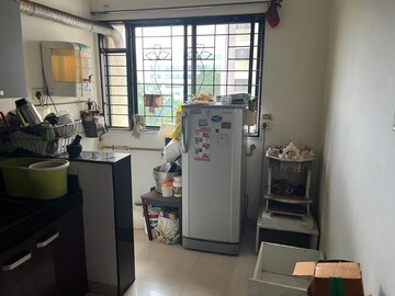 Master Bedroom in 2 BHK Apartment at Magarpatta Trillium, Hadapsar – for Rent