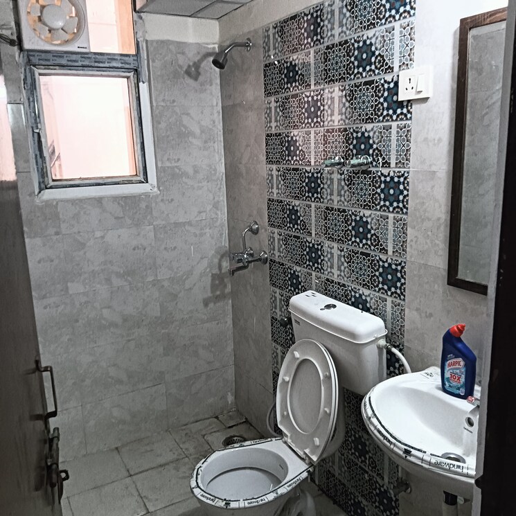 Bathroom, signature-global-proxima 2 Bedroom 685 Sq.Ft. Apartment In Sector 89 Gurgaon 8760418