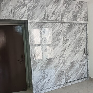 Room in 2 BHK Apartment at Signature Global Proxima, Sector 89 – for Rent