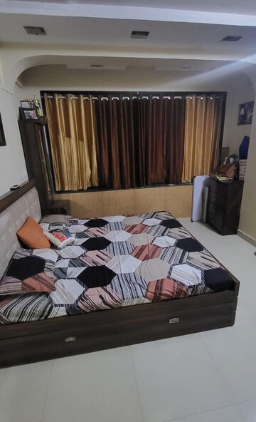 Bedroom in 2 BHK Apartment at Anand Bhavan Vile Parle West, Vile Parle West – for Rent