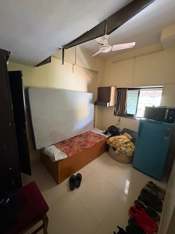 Living Room in 2 BHK Apartment at Anand Bhavan Vile Parle West, Vile Parle West – for Rent