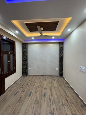 3 BHK Apartment For Sale in RWA Apartments Sector 70, Sector 70