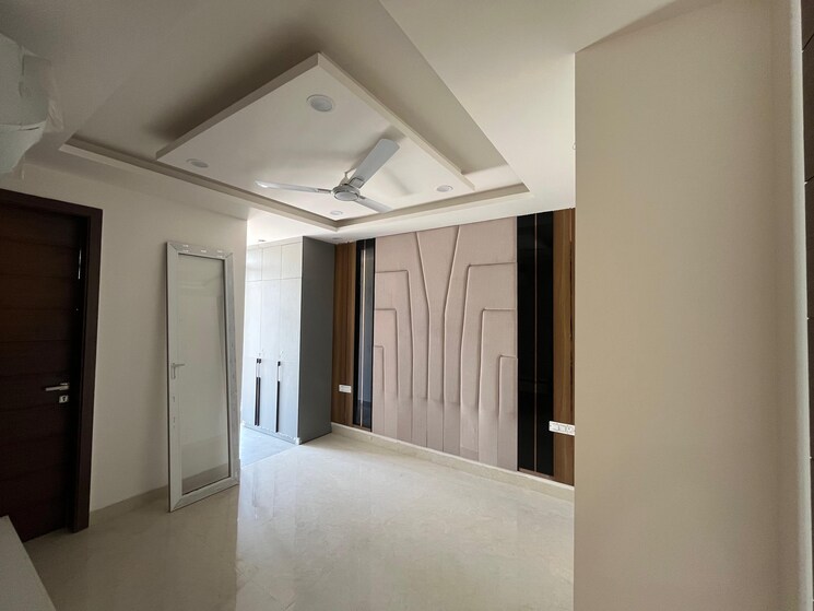 Room, nkv-golden-avenue 3 Bedroom 139 Sq.Yd. Builder Floor In Sohna Sector 35 Gurgaon 8760470