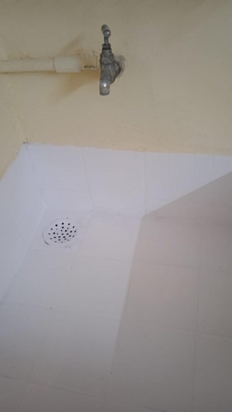 Room, gokul-ashirwaad-apartment 1 RK 300 Sq.Ft. Apartment In Juhu Mumbai 8760468