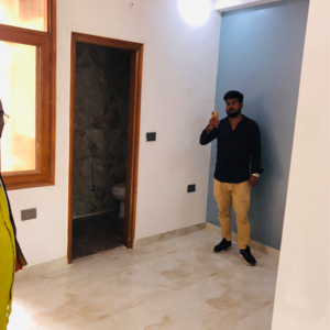 Room in 1 BHK Builder Floor at Sarfabad Village – for Sale