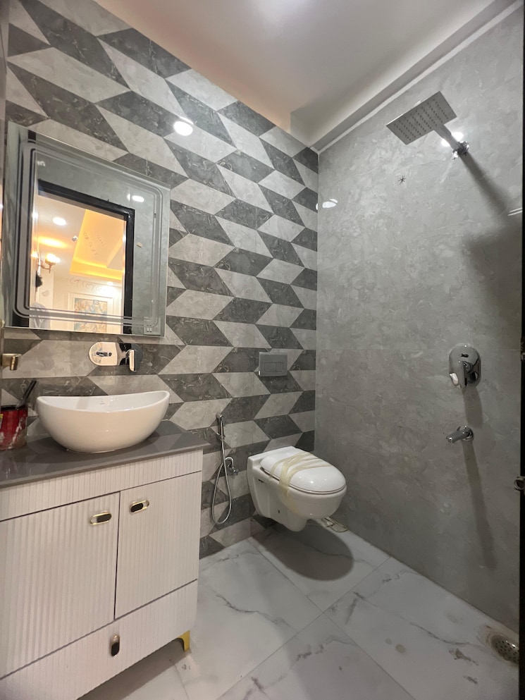 Master Bedroom, smart-lane 3 Bedroom 120 Sq.Mt. Builder Floor In Niti Khand Ghaziabad 8760491