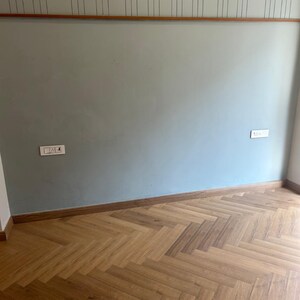 Room in 3 BHK Builder Floor at Sector 9 – for Sale