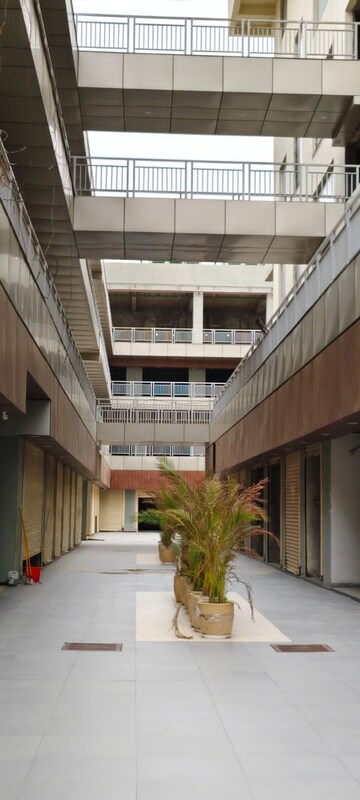 Shop – Exterior View View at V Square Oodles Skywalk, Sector 83 - for Rent