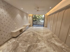 Bedroom in 5 BHK Builder Floor at Sushant Lok 3, Sector 57 – for Sale