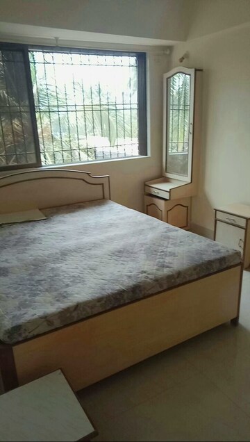 Bedroom in 3 BHK Apartment at Devidayal Apartments, Mulund West – for Rent