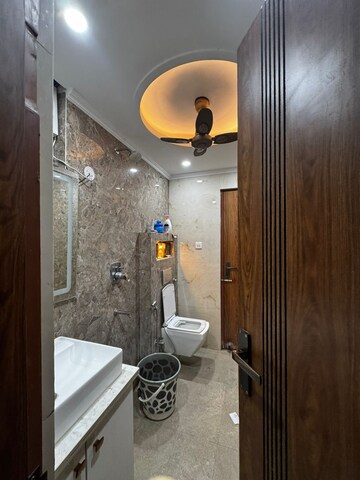 Bathroom in 4 BHK Apartment at Landcraft Golflink Villas, Pandav Nagar – for Sale