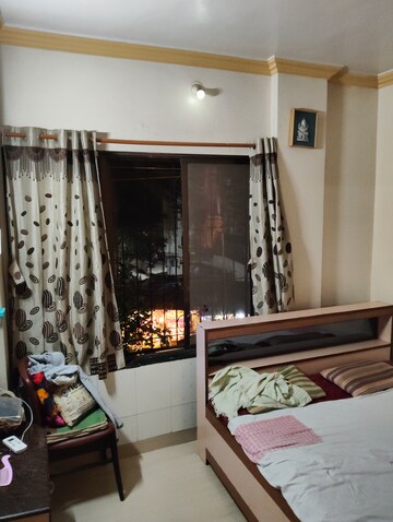 Living Room in 1 BHK Apartment at Mahudi Darshan, Kandivali East – for Rent