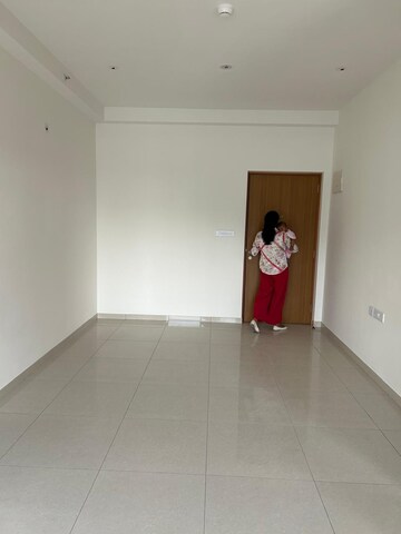 2 BHK Apartment For Rent in Mahaveer Celesse, Hunasamaranahalli