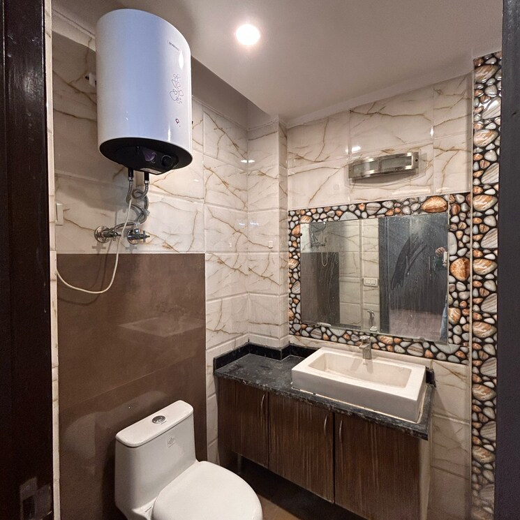 Bathroom, palm-residency-chhatarpur 3 Bedroom 1500 Sq.Ft. Builder Floor In Rajpur Khurd Extension Delhi 8760567
