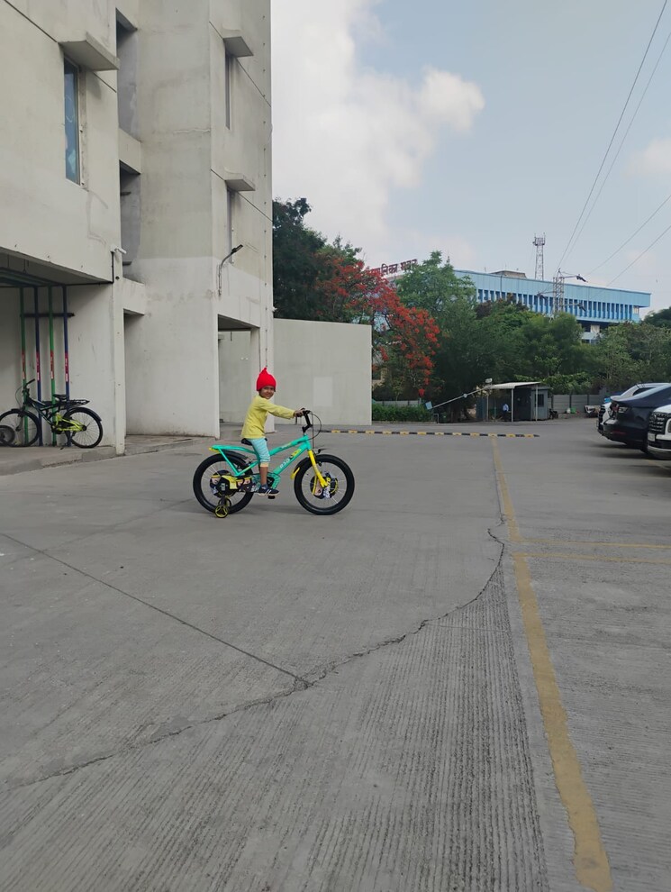  Parking, mahindra-antheia 2 Bedroom 600 Sq.Ft. Apartment In Pimpri Pune 8760648