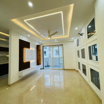 Room in 4 BHK Builder Floor at Ansal API Esencia, Sector 67 – for Sale