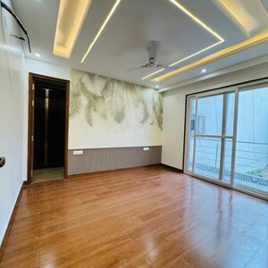 Room in 4 BHK Builder Floor at Ansal API Esencia, Sector 67 – for Sale