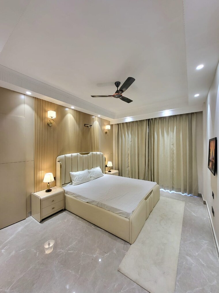Bedroom, auram-floor 4 Bedroom 240 Sq.Yd. Builder Floor In South City 2 Gurgaon 8760659