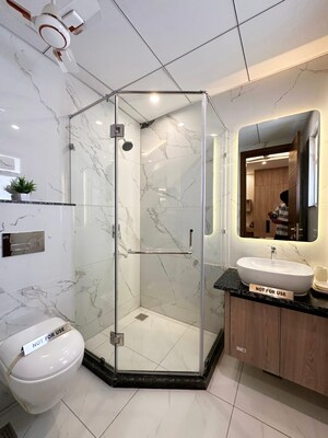 Bathroom in 4 BHK Builder Floor at Auram Floor, South City 2 – for Sale