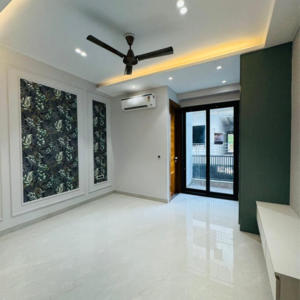 Room in 4 BHK Builder Floor at Ansal API Esencia, Sector 67 – for Sale