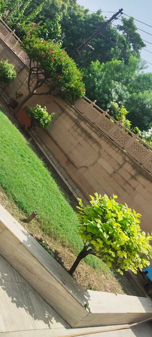 6+ BHK Villa – Garden View at Sector 36 - for Sale