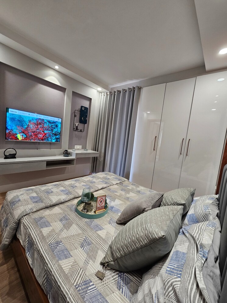 Bedroom, sector 95a 2.5 Bedroom 1160 Sq.Ft. Apartment In Sector 95a Gurgaon 8760698
