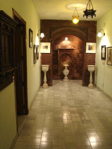 Building Lobby in 6+ BHK Villa at Sector 40 – for Sale