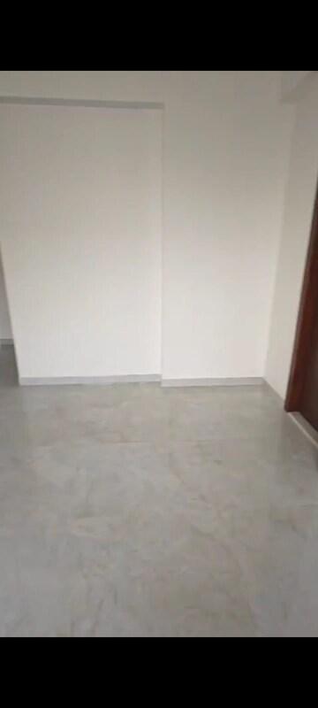 Room in 1 BHK Apartment at Gomantak CHS, Navpada – for Rent