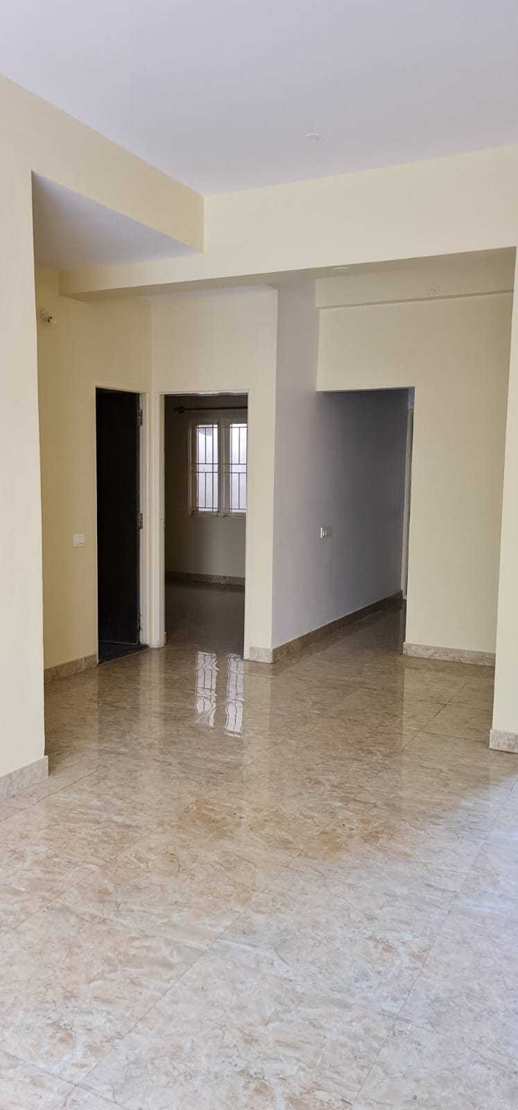 2 BHK Apartment For Rent in Mantri Lithos