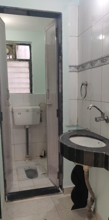 Bathroom in 1 BHK Apartment at Kothrud – for Rent